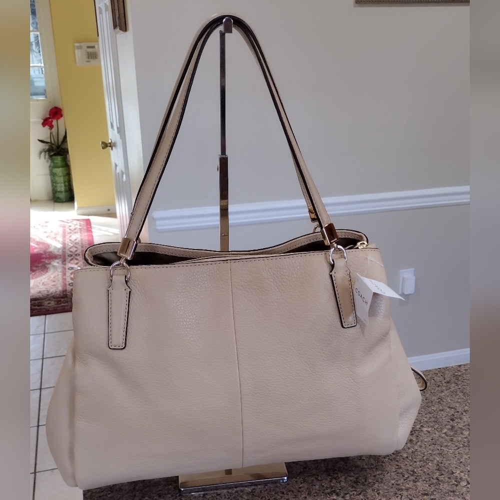 NWT Coach Madison Pebble Leather Carryall Satchel - Picture 7 of 16